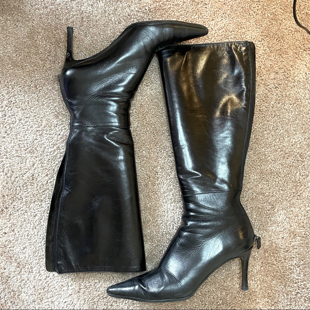 Leather gucci boots